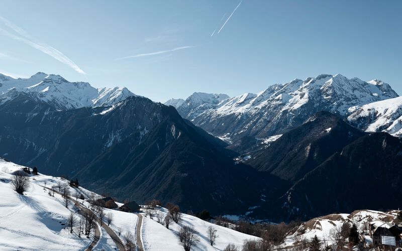 Villard Reculas (UTC+8)(Fixed) Dynamic Wallpaper Club